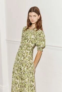 Lainey Crepe Midi Dress Green Ikat