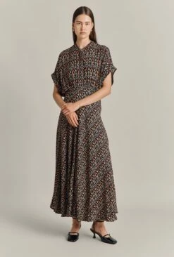 Harriet Crepe Midi Dress Black Soft Ikat