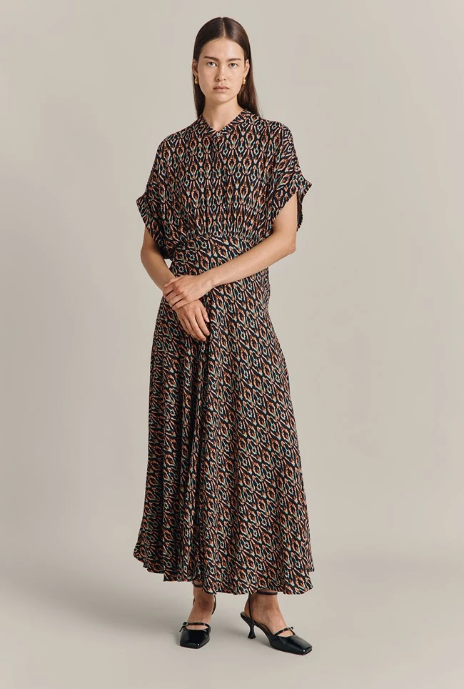 Harriet Crepe Midi Dress Black Soft Ikat