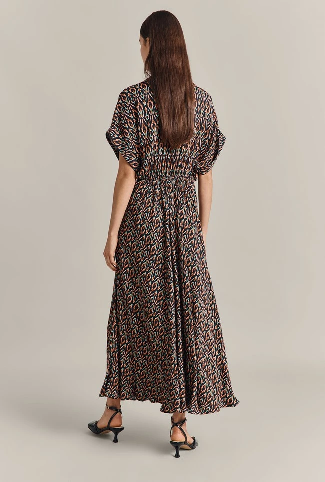 Harriet Crepe Midi Dress Black Soft Ikat - Image 3