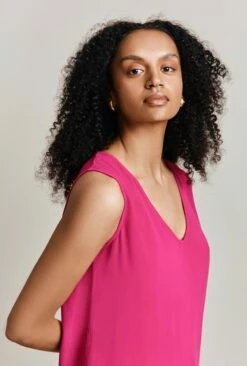 Camila Crepe Top Bright Pink